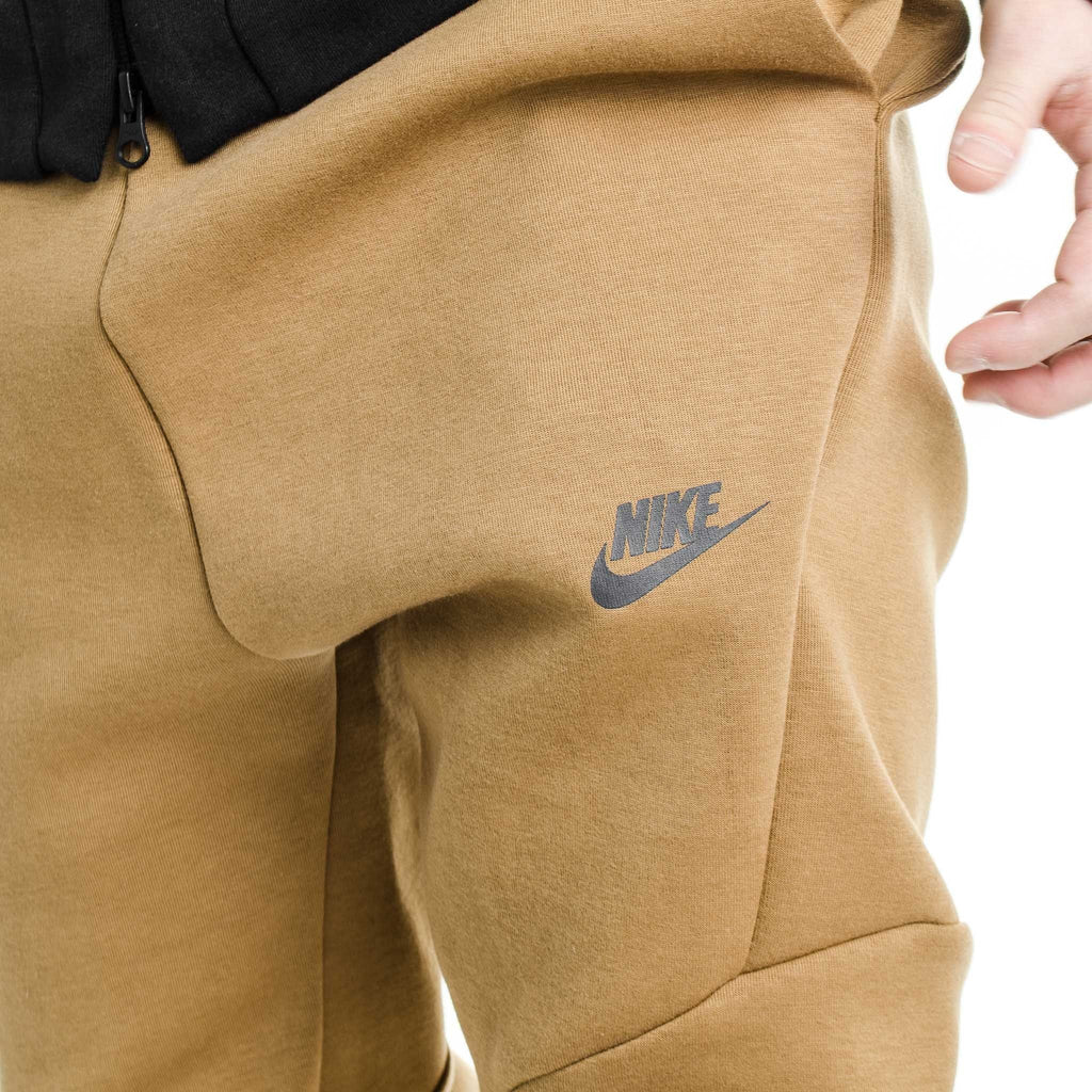 nike tech fleece gold