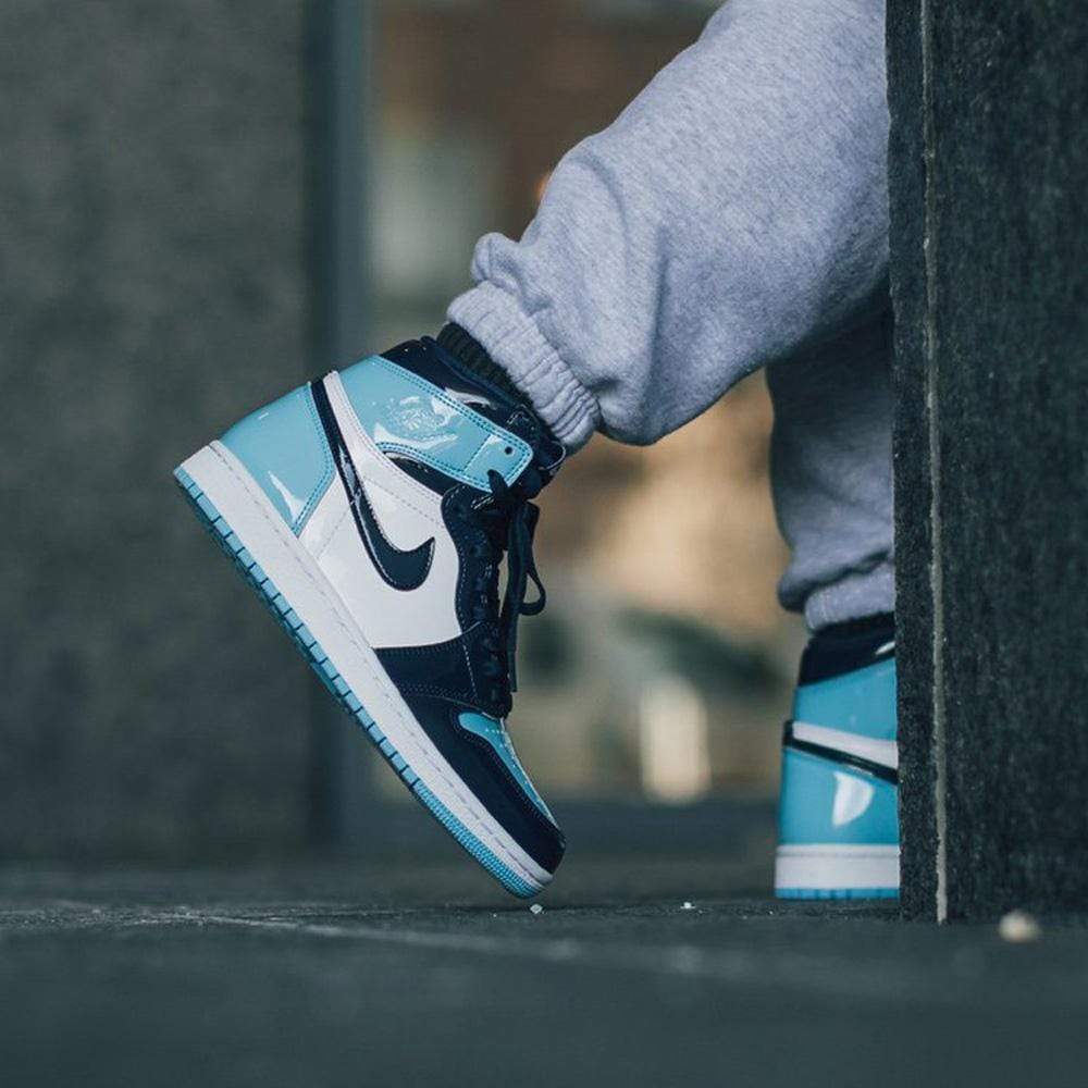 nike air jordan 1 mid blue chill