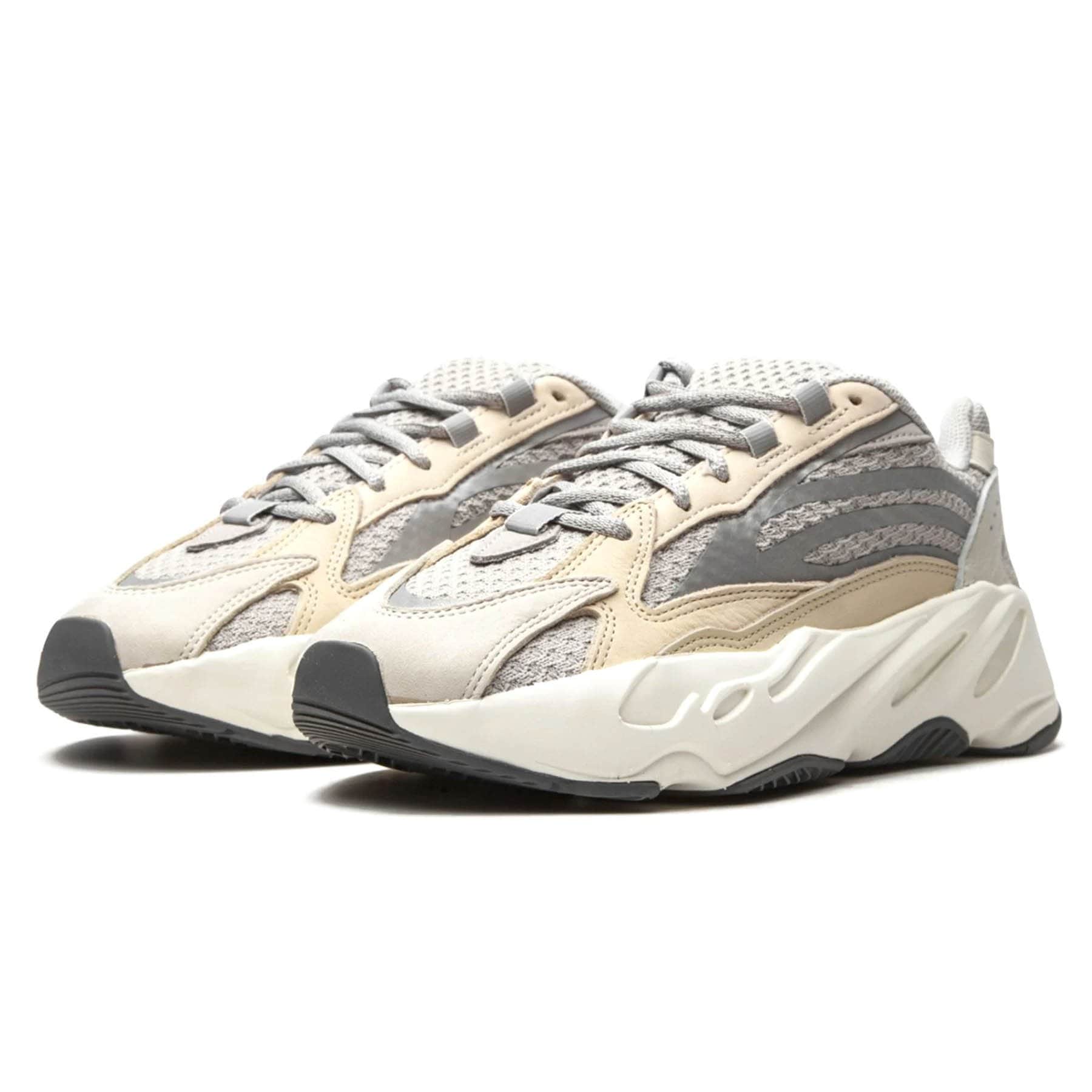 yeezy boost 700 blanche