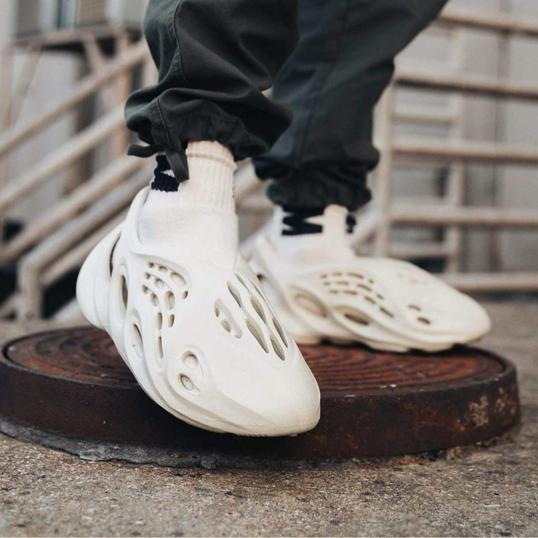 adidas Yeezy Foam Runner ‘Sand’ — Kick Game
