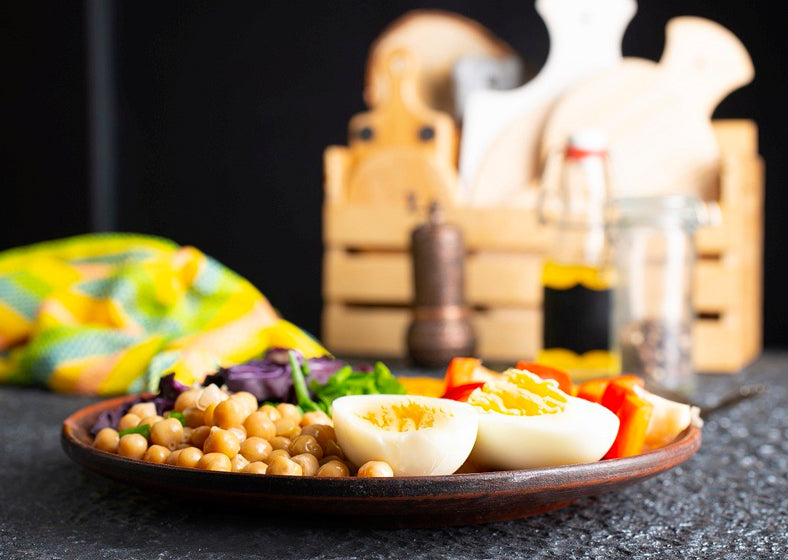 chickpeas served with hard-boiled eggs