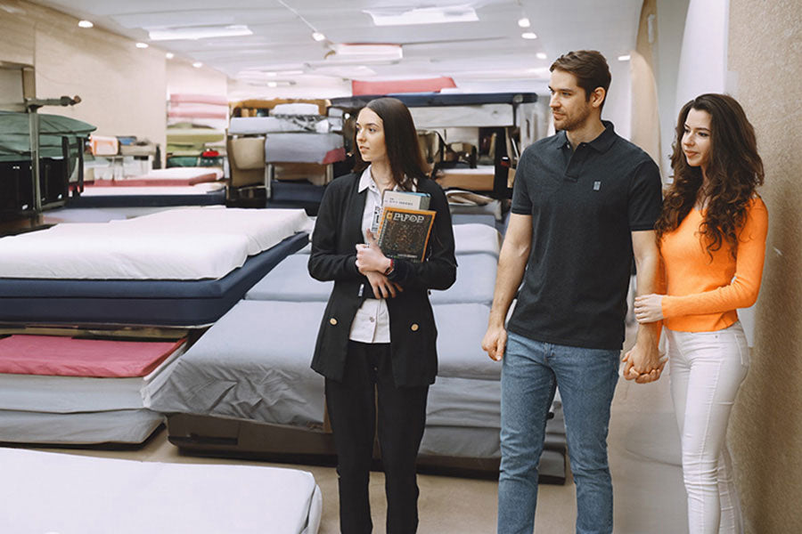 Take into account the legitimacy of the mattress retailer