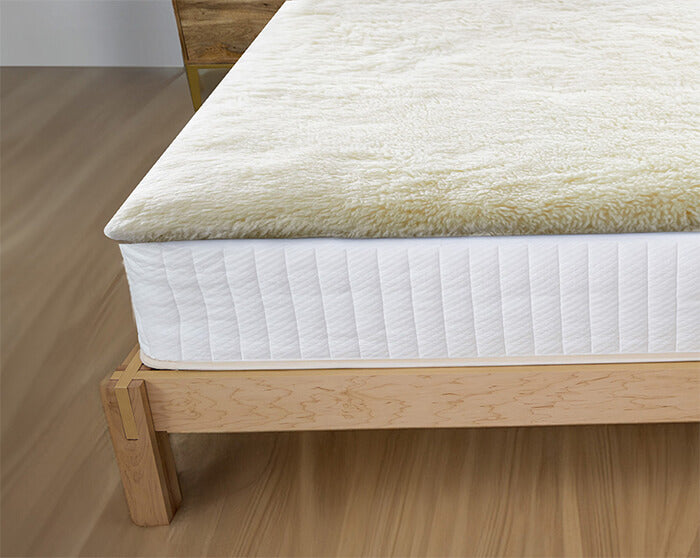 Hotel quality Wool Mattress Pad with removable cover