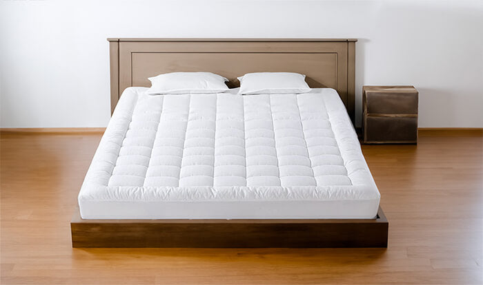 Plush pillow top mattress topper and mattress pads