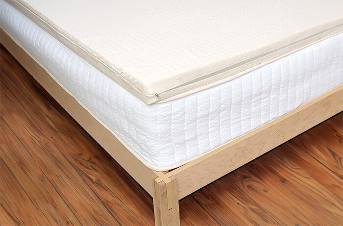 Latex Mattress Topper with organic cotton mattress cover