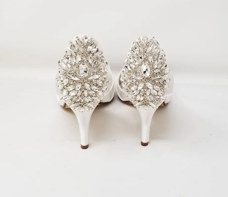 white bridal shoes with rhinestones