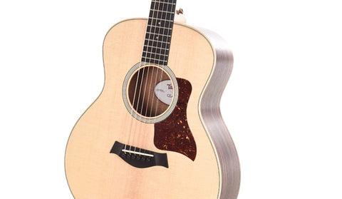 GUIDE D'ACHAT – 5 guitares acoustiques à moins de 210€