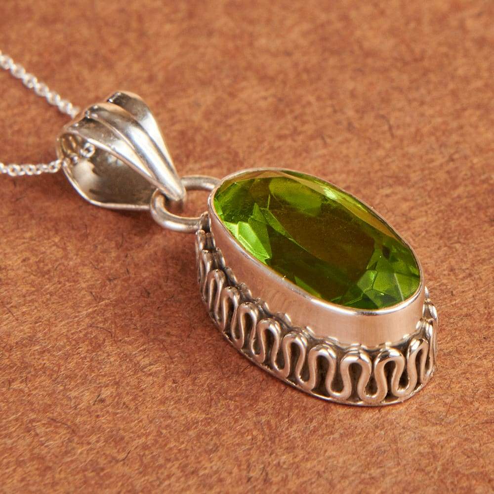 Beautiful GREEN PERIDOT Gemstone Pendant Birthstone Pendant 925 Sterling  Silver — Discovered