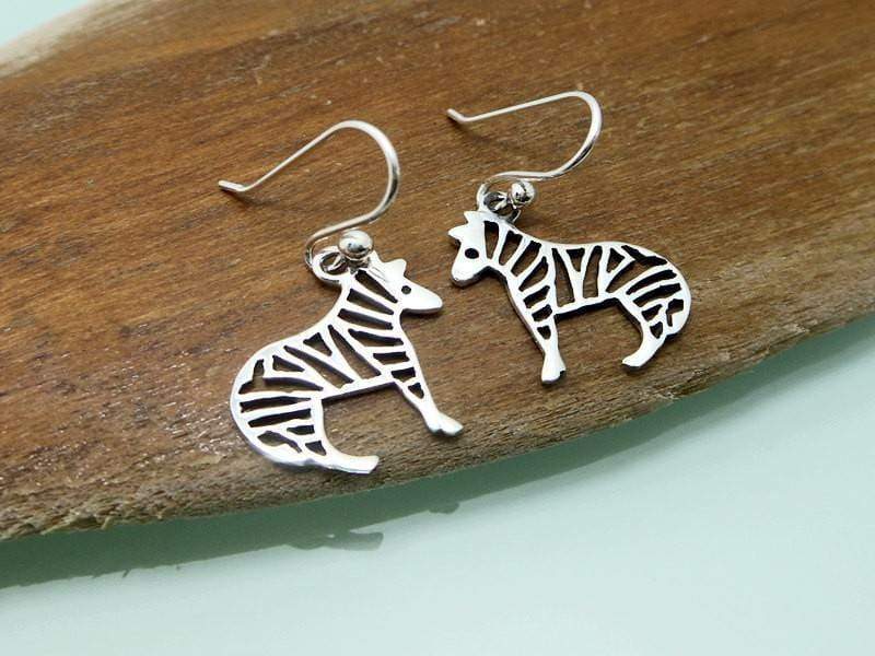 Women's Dangle Earring Animal Giraffes Drop Earrings Lightweight Earrings  for Women