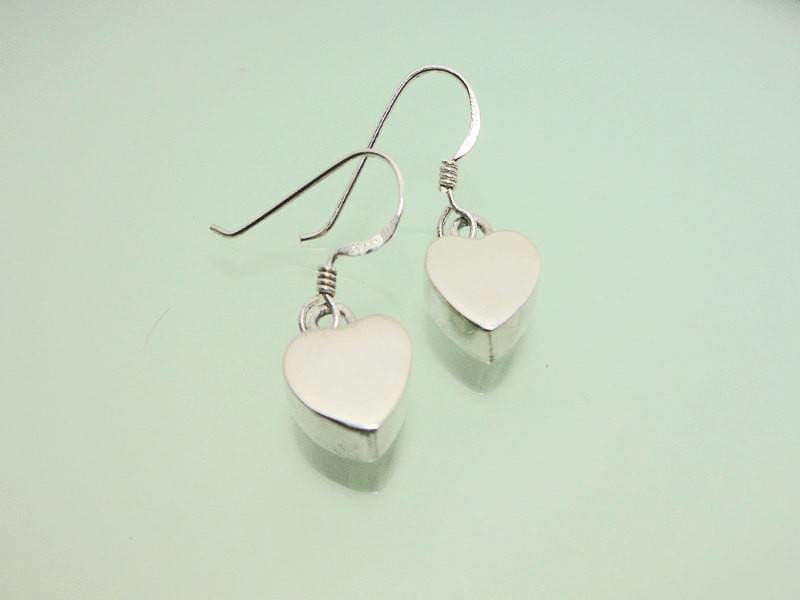 Heart Padlock Huggie Earrings in Sterling Silver | Kendra Scott