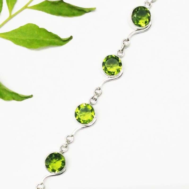 Natural Peridot Gemstone Bracelet: Dainty Peridot Crystal Bracelet, 4mm  Dainty Beads, August Birthstone Gift, 18K Gold Sterling Silver - Etsy