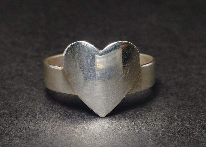 Statement Heart Ring Silver / 5