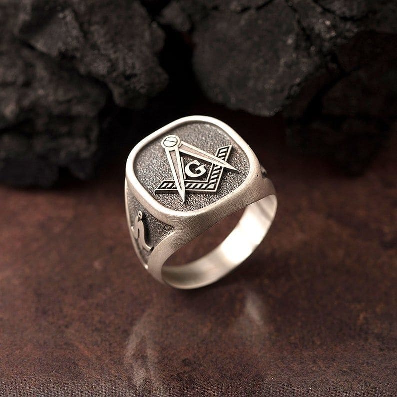 Master Mason Ring, Masonic Symbols Eternity Band – High Twelve Collection