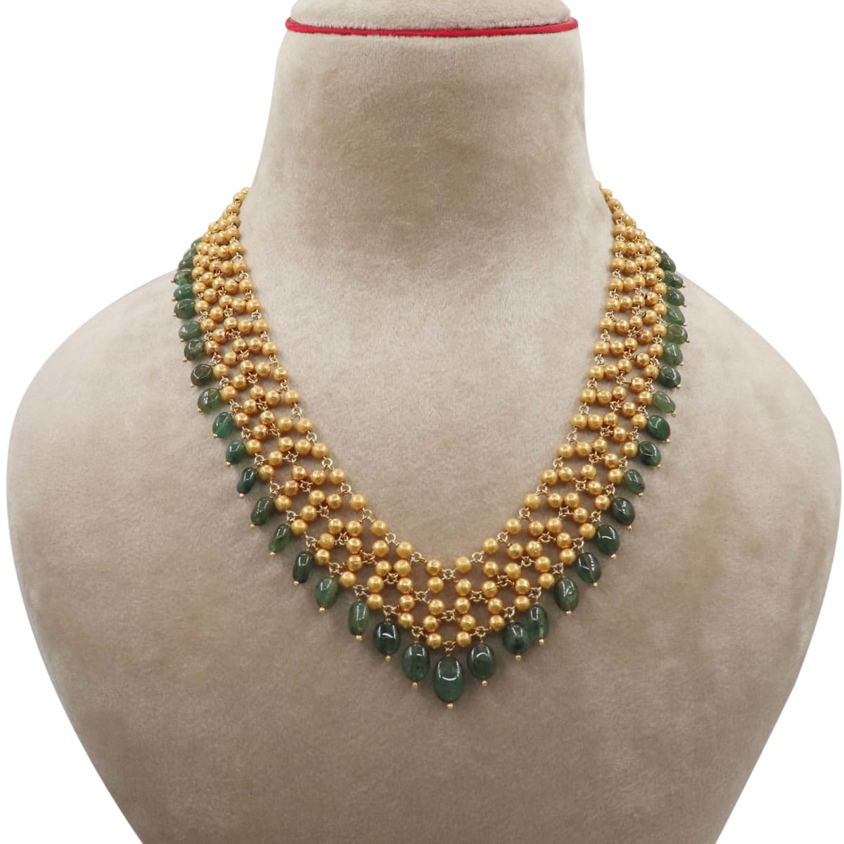 Gold Jewelry, Diamond Jewelry, Online Jewelry Shop | Black beaded jewelry,  Bridal diamond necklace, Gold jewellery design necklaces
