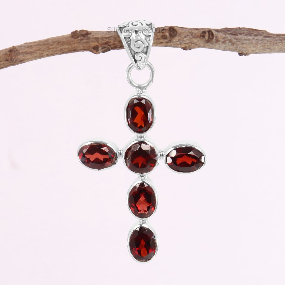 Handmade Romantic Gemstone Bracelet Red Garnet Healing Heart Chakra -  GEM+SILVER