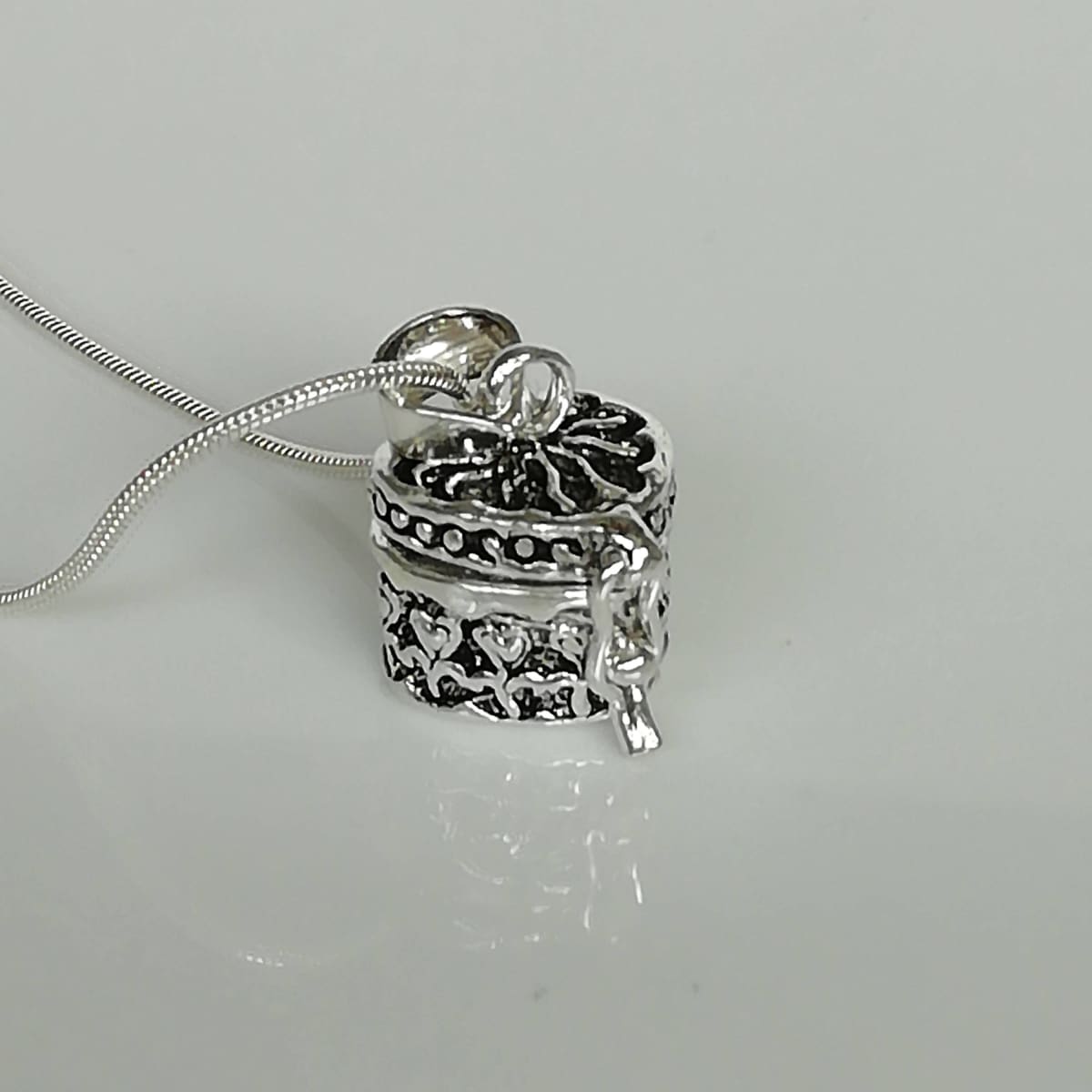 prayer necklace tibetan pendant stash jewelry silver handmade neverendingsilver discovered 639