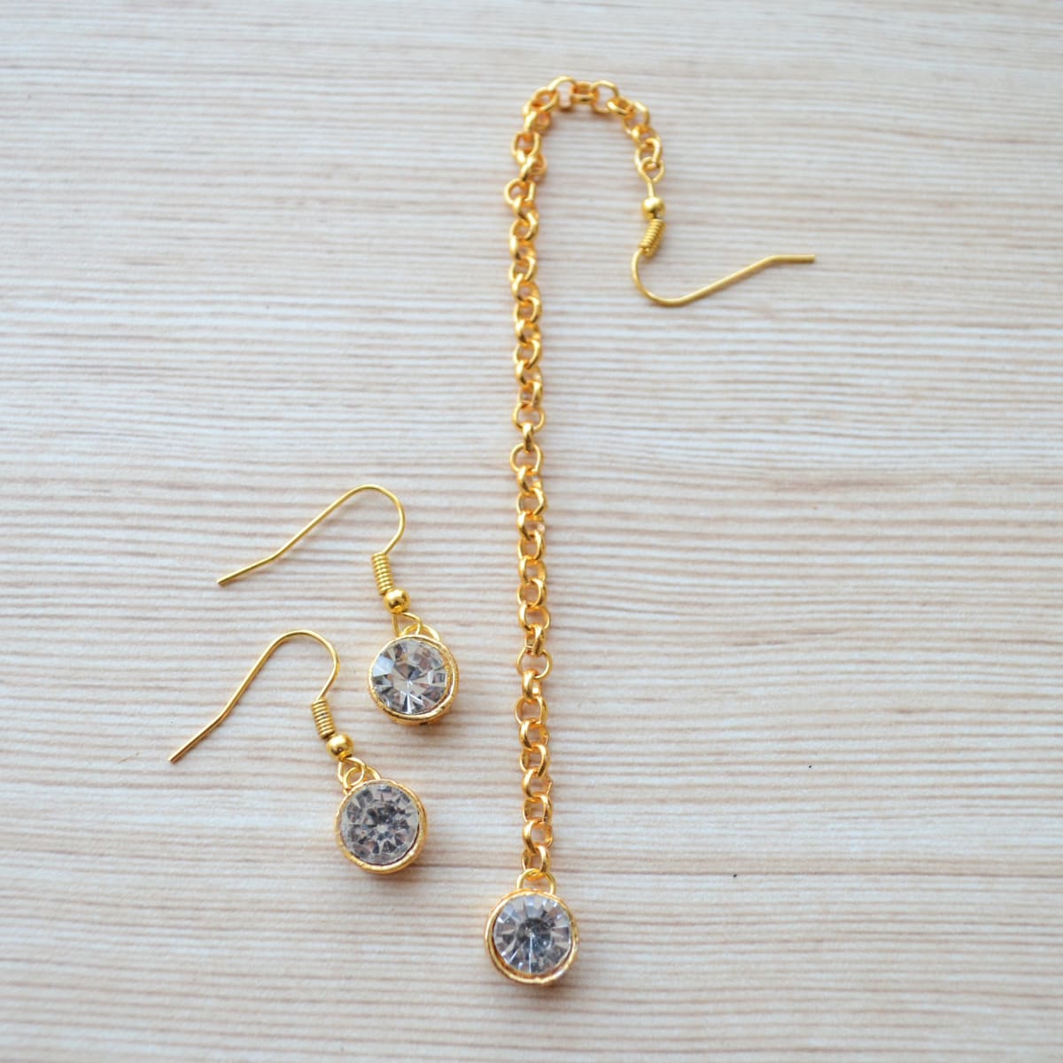 simple gold jewelry set