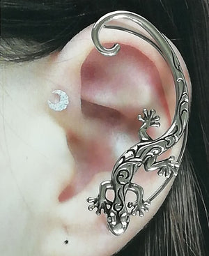 Sterling silver Gecko ear climber | Lizard ear creeper | Punk