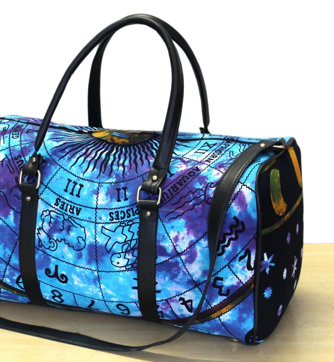 Weekender Bag, Giraffe Flower Weekender Bag, Oversized Weekender Bag, –  Hailtothesnail