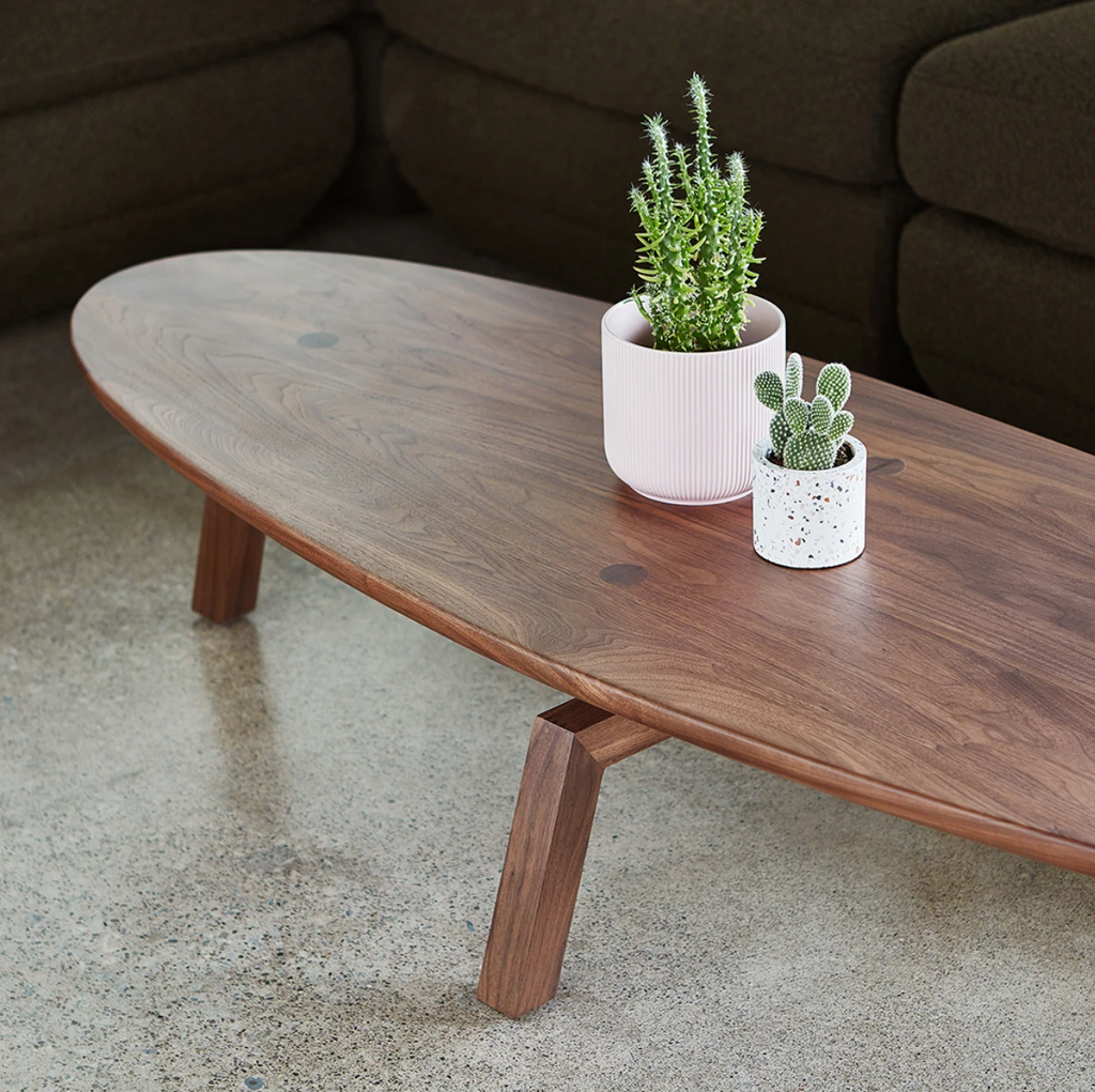 oval wood cocktail table