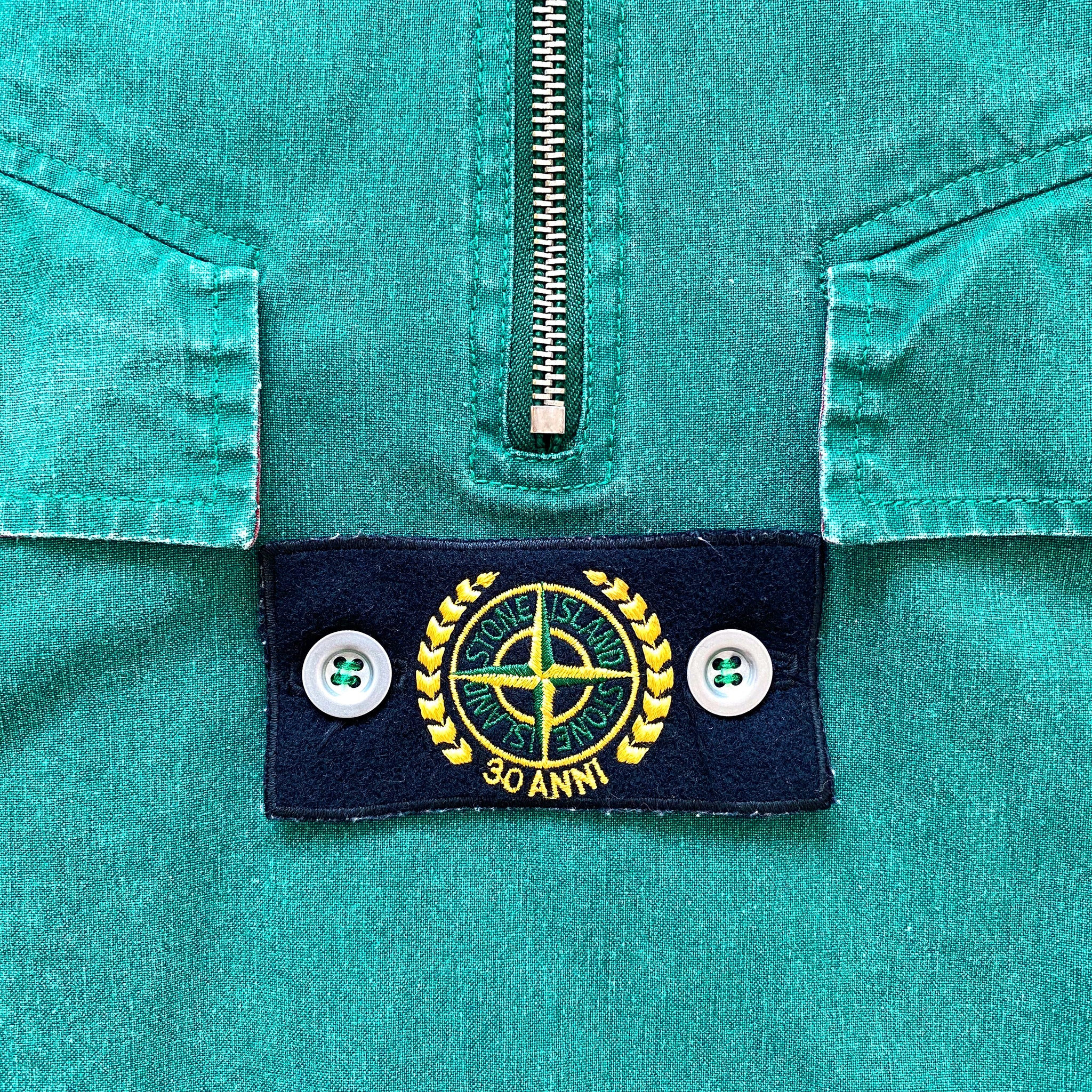 Island вещи. Патч Stone Island 30 anni. Stone Island 30th Anniversary tela Stella Jacket. Паленые пуговицы стон Айленд. 741564450 Stone Island.