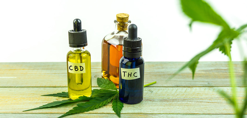 CBD oil in bottles. Will cbd oil show up on a drug test? Will cbd oil show up in a urine test? Can you fail a drug test due to cbd? Do drug tests test for cbd?