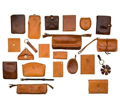 The aging process of natural vegetable tanned leather – LeatherStrata