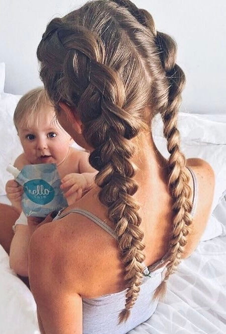 18 Low Maintenance Haircuts for Moms That Will Flatter Anyone