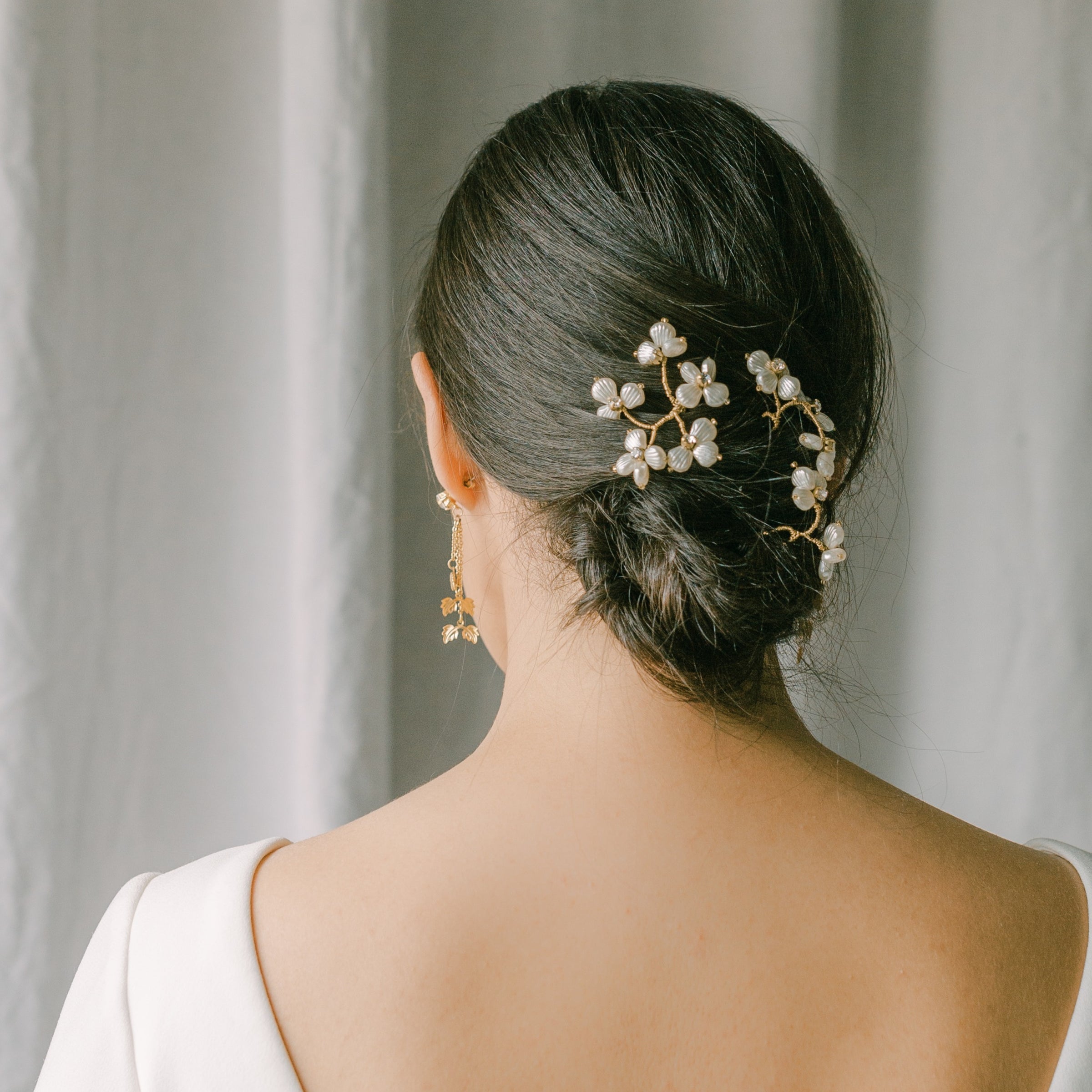 Jakawin Bride Wedding Pearl Hair Pins Bridal Hair Accessories Silver Hair  Piece for Women and Girls HP065 (Silver) 