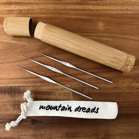 https://mountaindreads.com/collections/dread-tools/products/crochet-hooks-in-tube