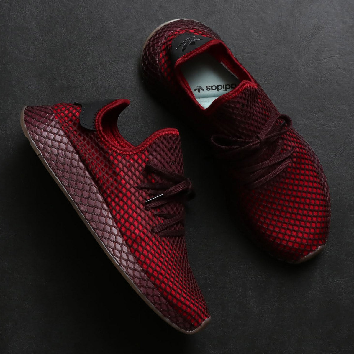 adidas deerupt burgundy