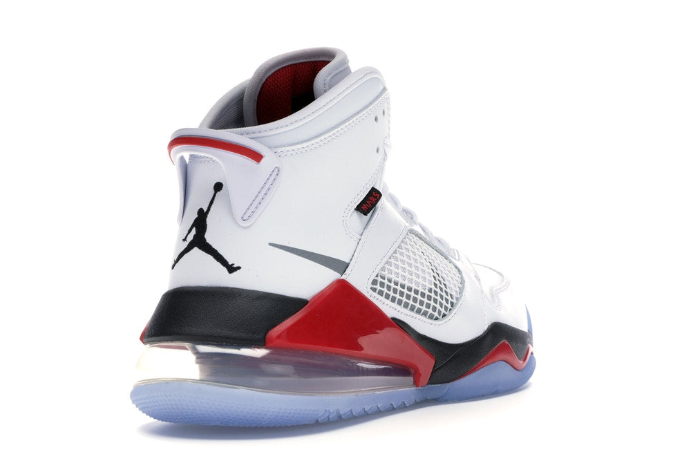 Jordan Mars 270 White Fire Red CD7070-100