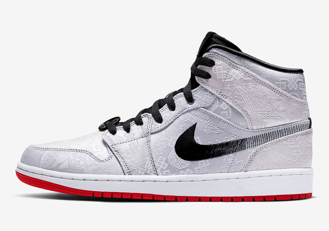 jordan 1 mid se fearless clot