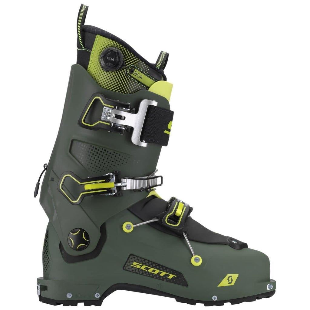 Ski touring boots: Features and tips