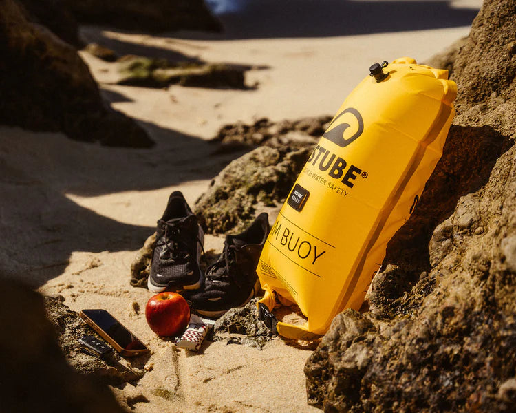 swimbuoy-personal-belongings_750x.webp__PID:03439b4a-1b1e-45ca-984c-7613d4f8ae19