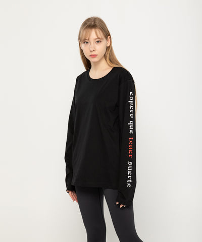 black loose fit long sleeve lettering T-shirt for women and men