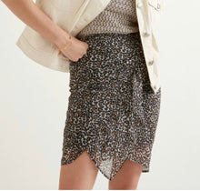 Load image into Gallery viewer, Suncoo Franci Skirt - Leopard Print