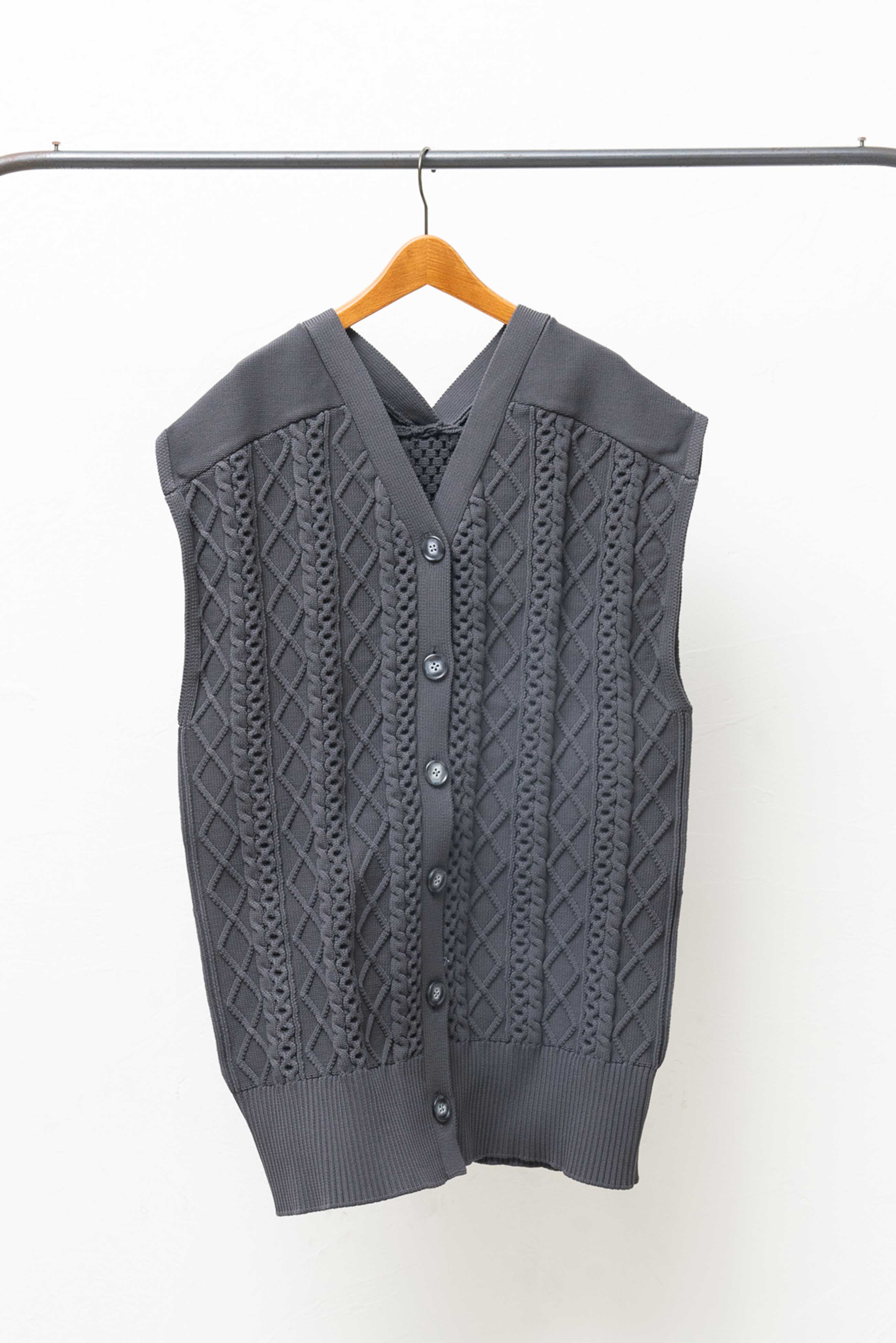 ナチュラ GIUNON cable knit vest /ケーブルニットベスト | www