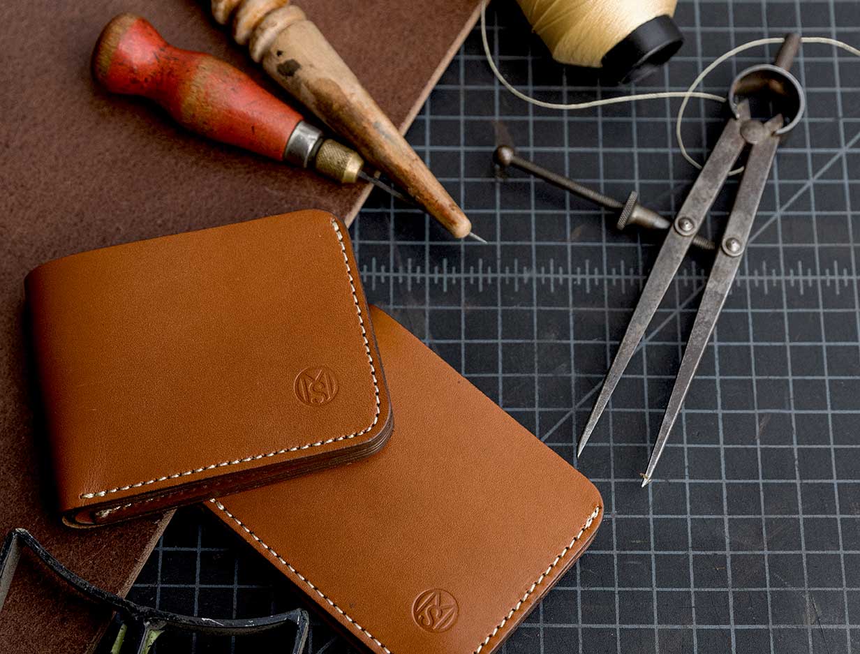 Large Billfold leather wallet 