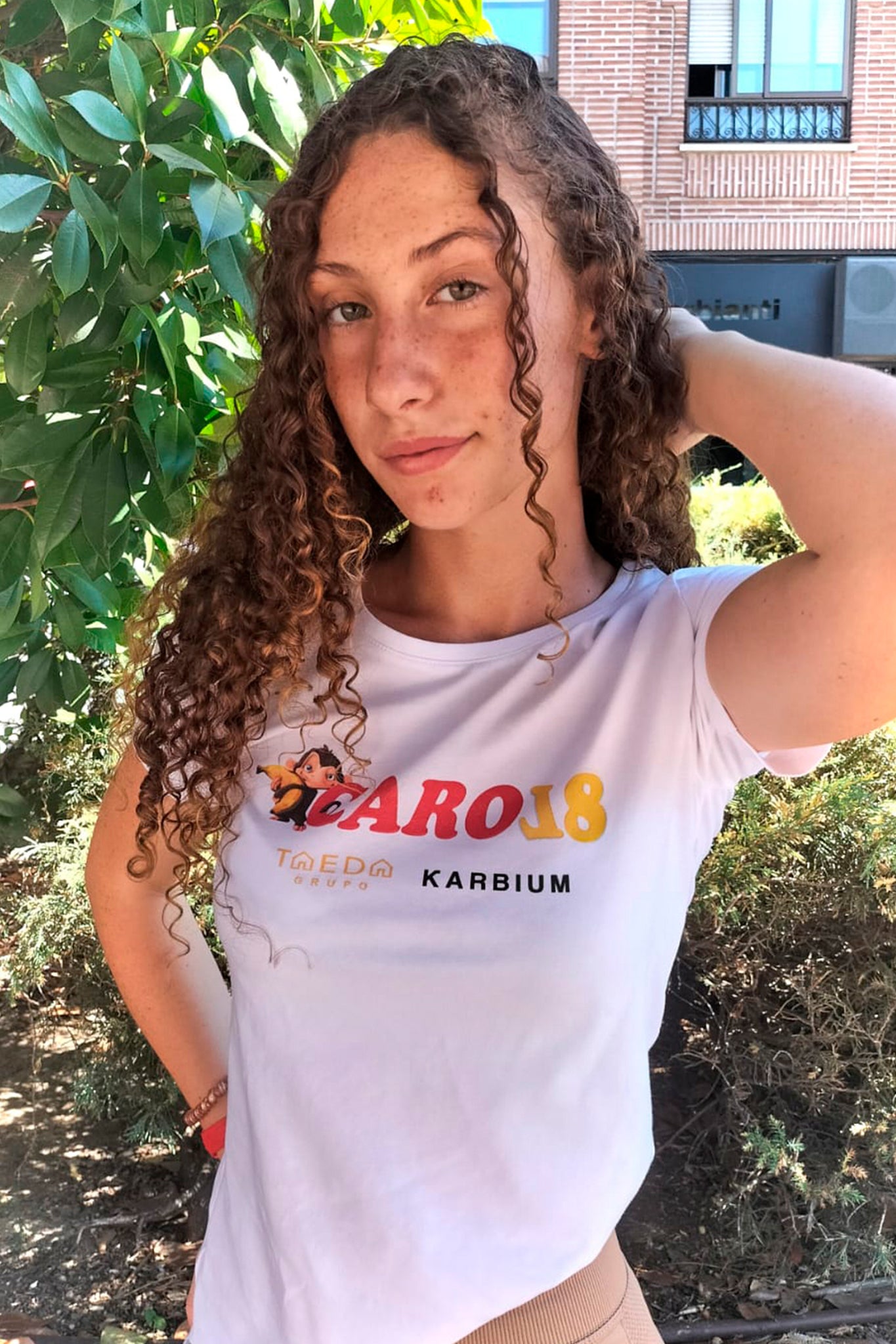 Camiseta Carol Manzano | Ropa mundo del motor – Karbium