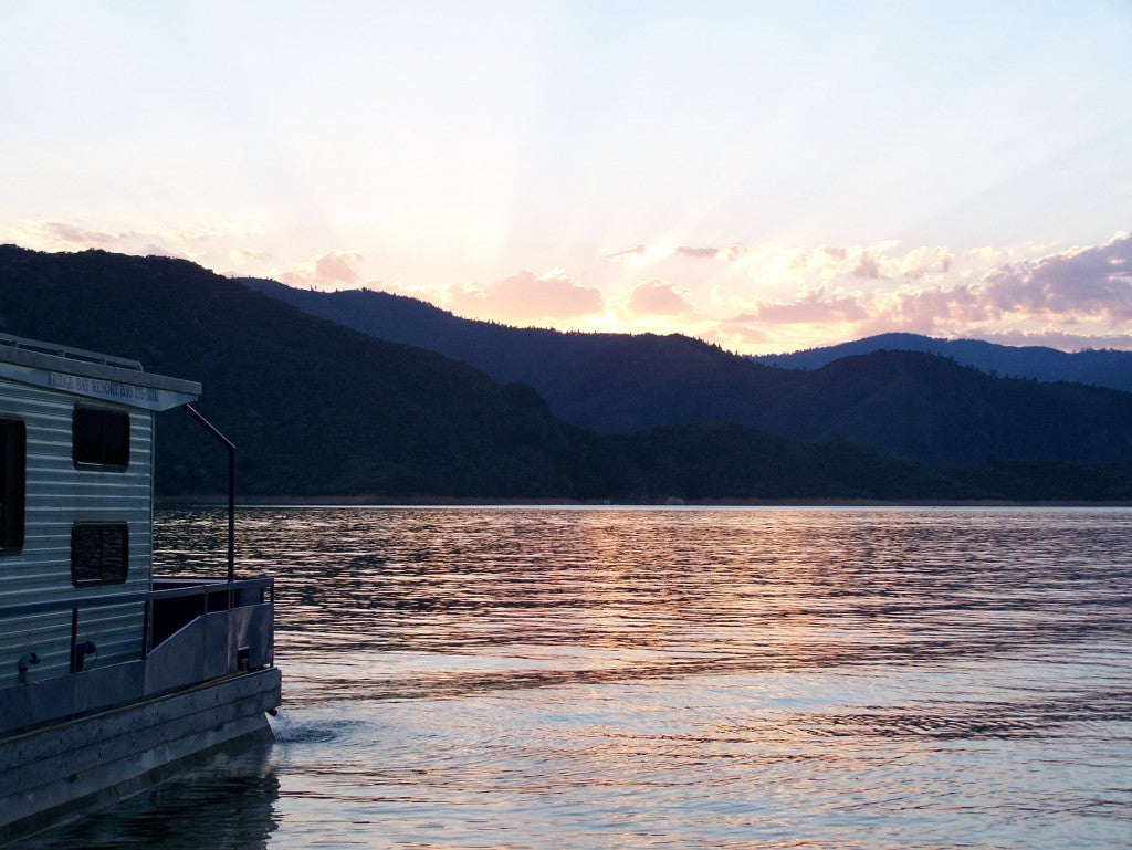 Shasta Lake House Boat