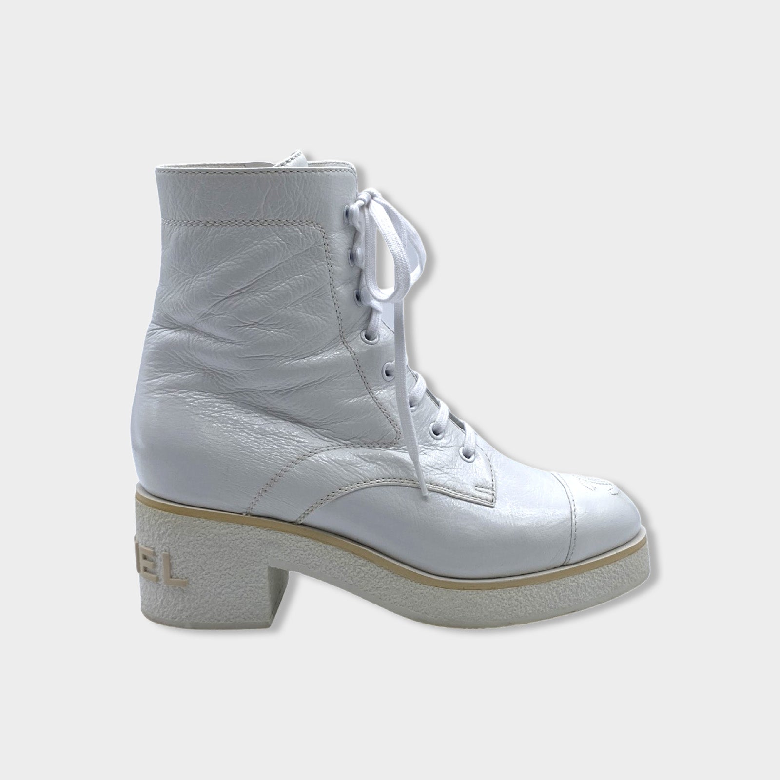 Chanel boots White Leather ref684648  Joli Closet