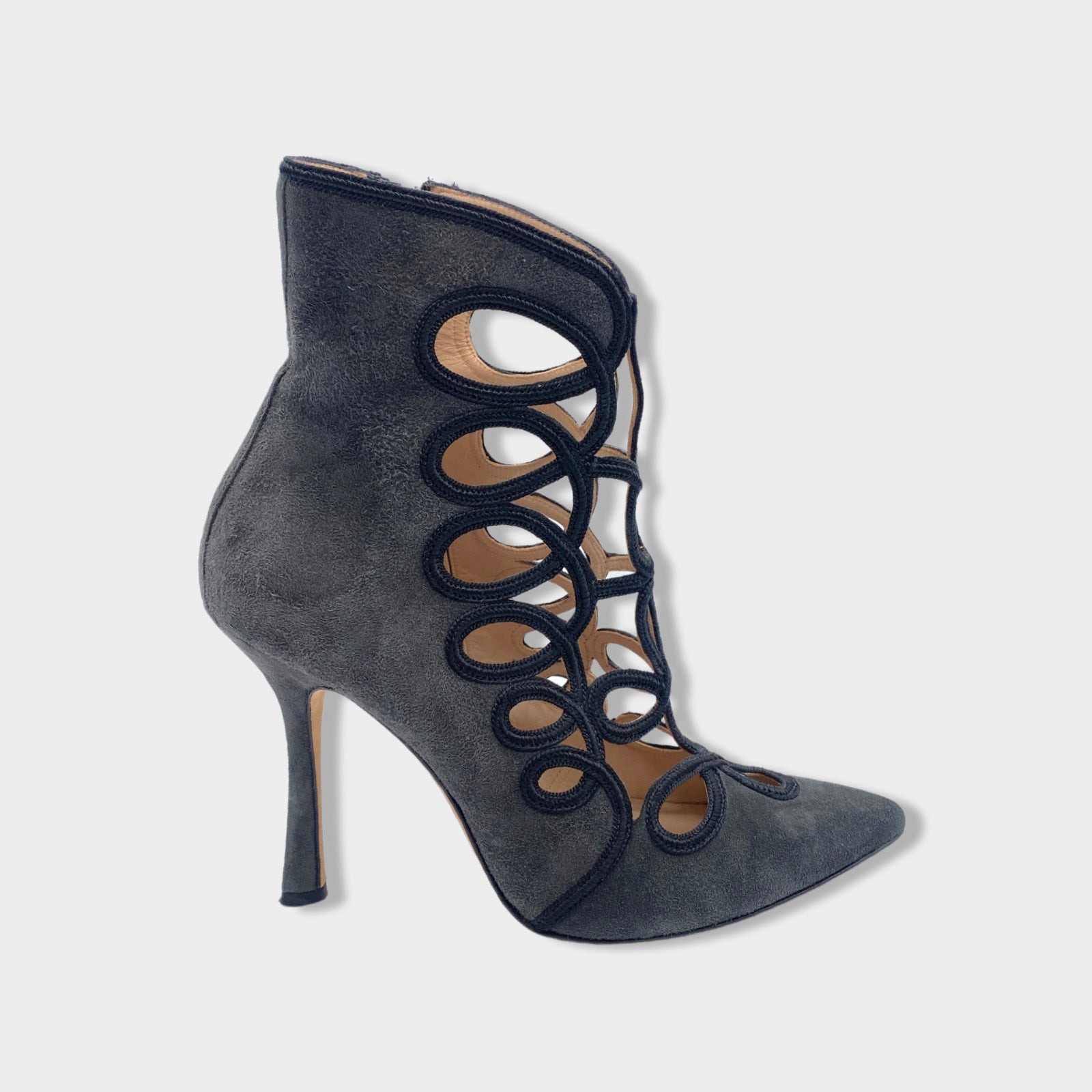 image of OSCAR DE LA RENTA grey suede boot heels