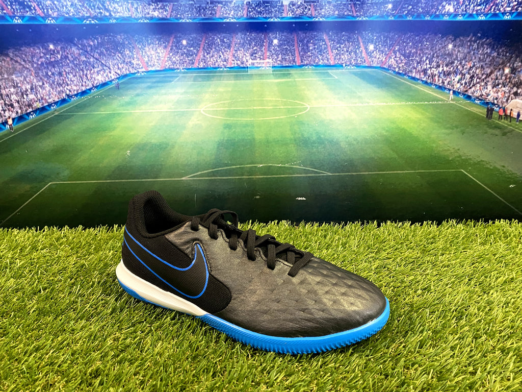 SEPATU BALL NIKE TIME LEGEND 8 ACADEMY BLACK.