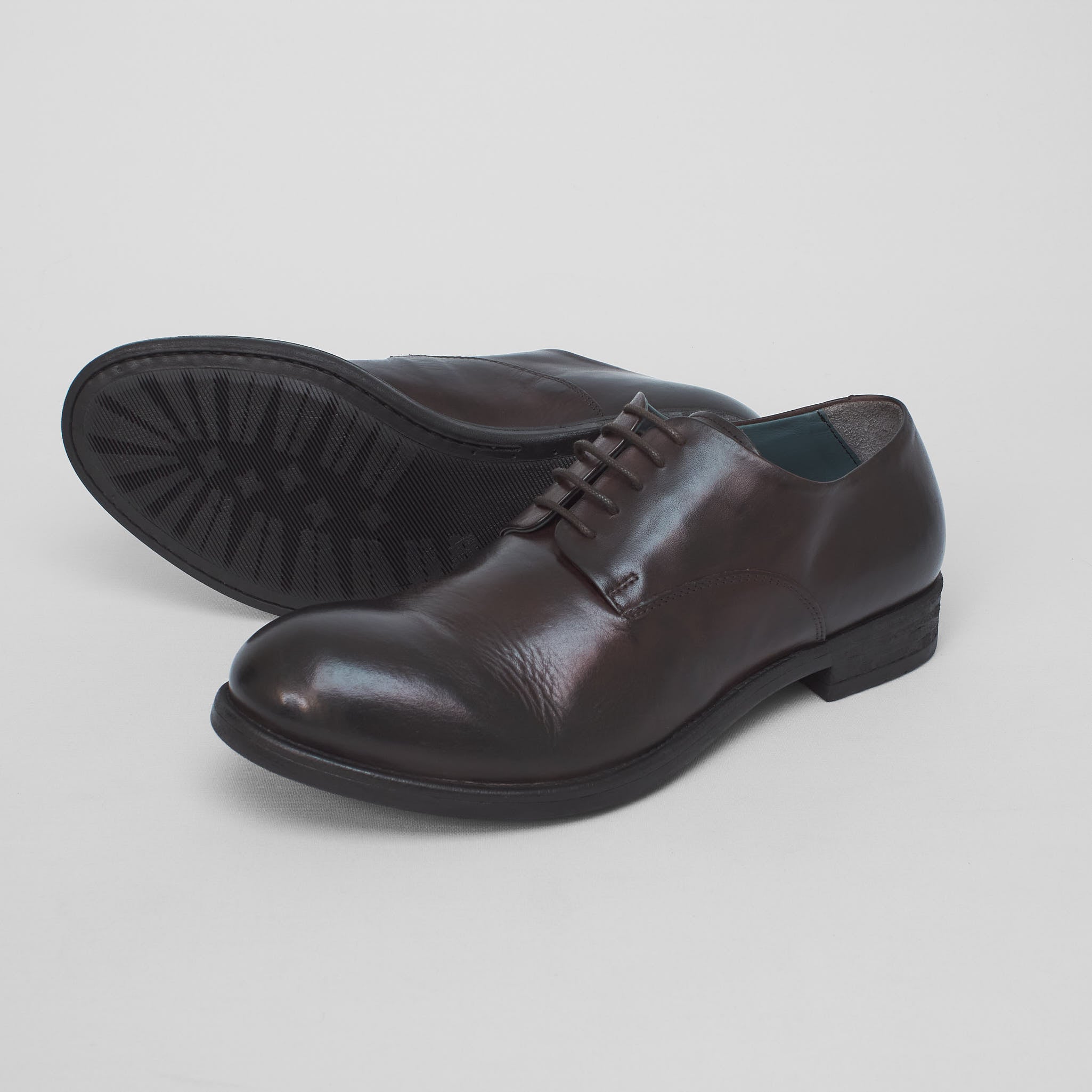 Crispiniano Firenze Plain Blucher Shoes - DeeCee style