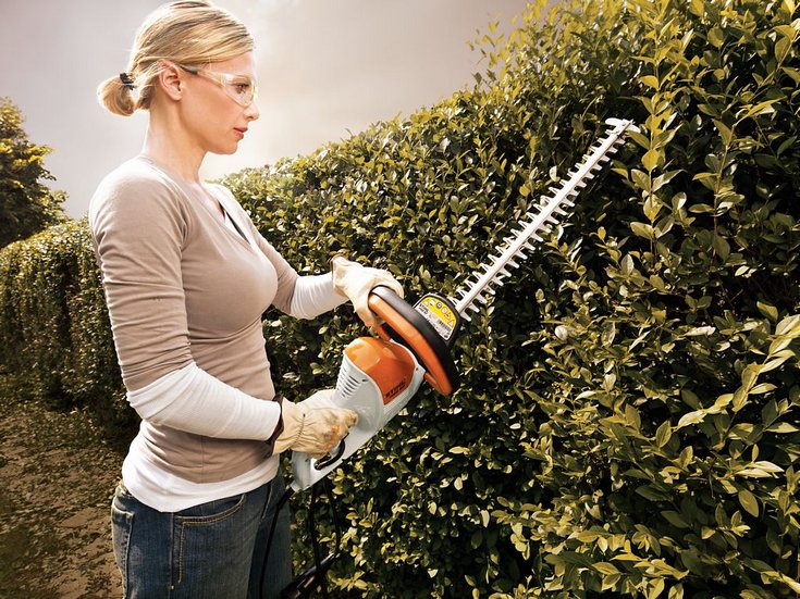 stihl hse 71 electric hedge trimmer