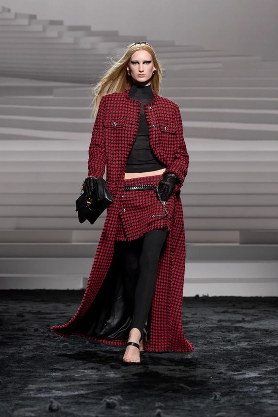 Versace Fall 2024 Ready-to-Wear