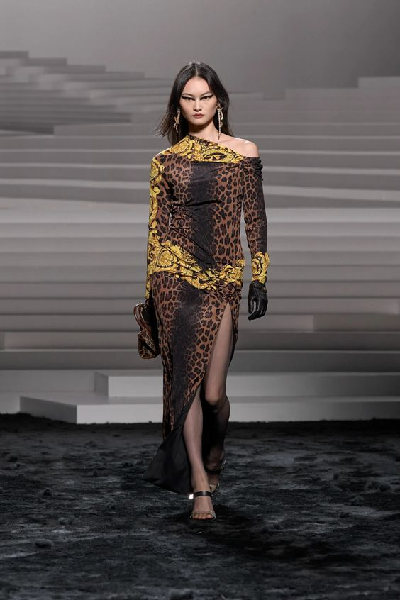 Versace Fall 2024 Ready-to-Wear