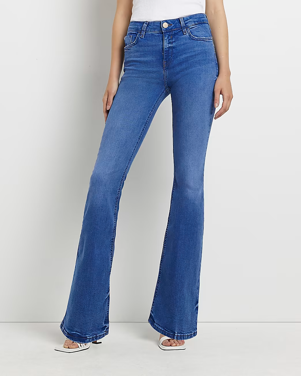 PERFECT JEANS FOR YOUR BODY TYPE