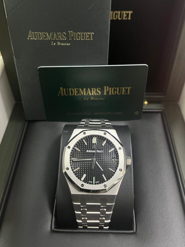 2022 Audemars Piguet Royal Oak Stainless Steel Black Dial (15500ST.OO. –  Grailzee